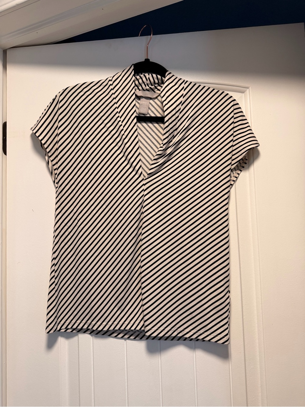 H&M Black & White Diagonal Stripe V-Neck Blouse